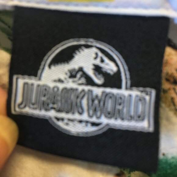 Jurassic World Hawaiian Camp Shirt Mens Med White All Over Jurassic Park Print - Picture 8 of 10